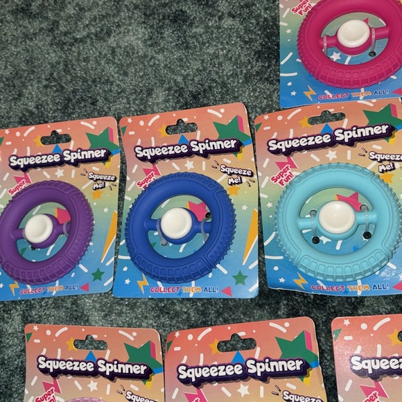 “SQUEEZE SPINNER”FIDGET TOYS LOT OF 11 (NEW)! - Picture 5 of 7